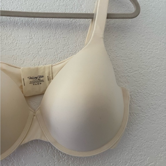 Vanity Fair Body Sleeks Support Full Coverage Contour Bra Size 40D - Picture 7 of 10
